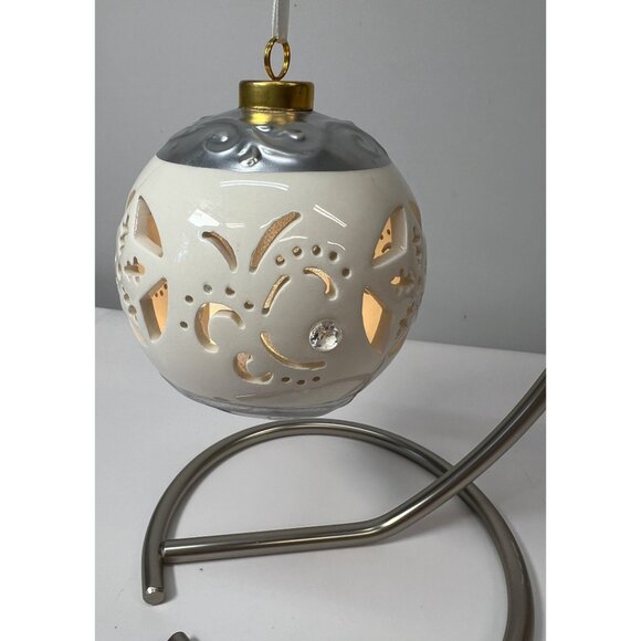 Elegant Ceramic & Metal Stand With Hanging Ornament With Intricate Cut-Out Desig - Picture 4 of 4